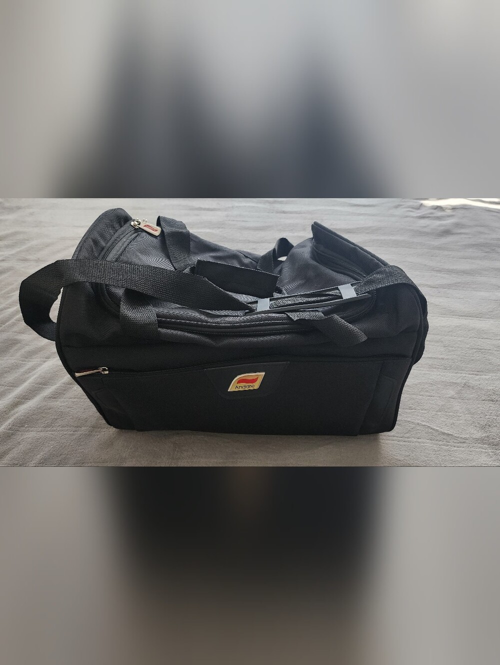 Andare Black Carry On Travel Duffel Bag Overnight Weekender Shoulder